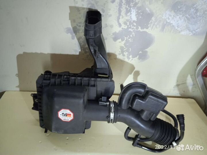 Корпус воздушного фильтра Ford Mustang 5