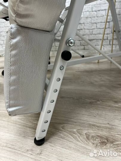 Кресло педикюрное / косметологическое