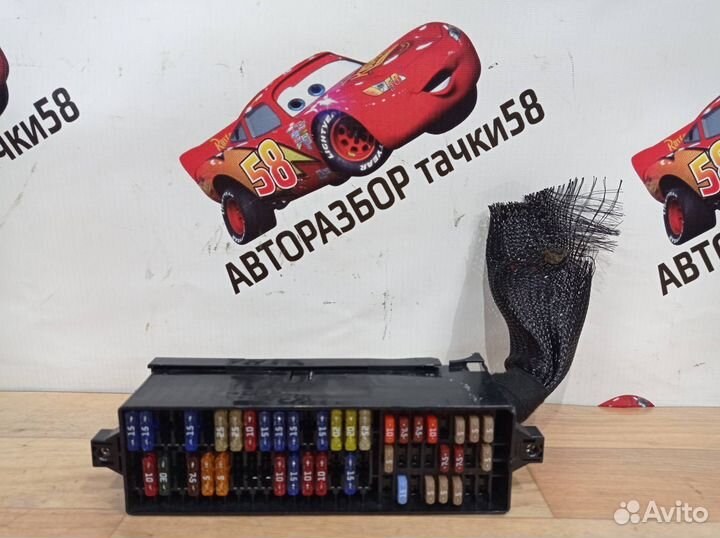 Блок предохранителей Skoda Fabia 2 (5J) 5J 2009