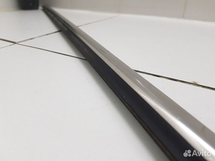 Молдинг стекла передней левой двери (Kia Ceed III)