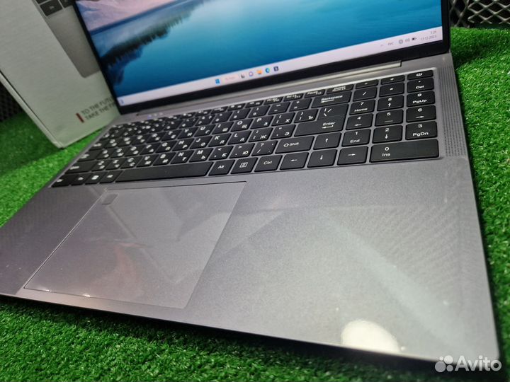 Ноутбук новый 16,1'Quad HD i5 Gen10/12DDR5/512SSD