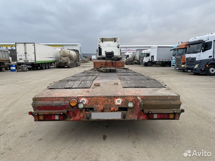 Полуприцеп трал (тяжеловоз) Политранс ТСП 94184, 2013