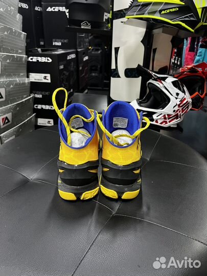 Оригинал Under Armour Curry 2 Retro 43 размер