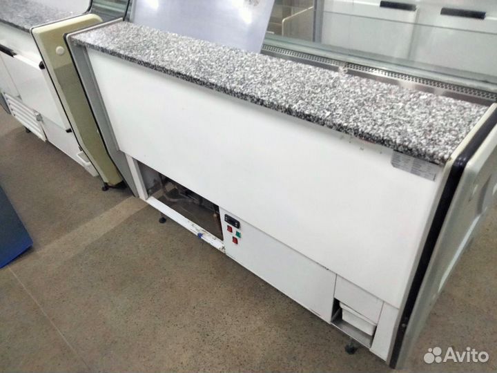 Холодильные витрины, торговое оборудование