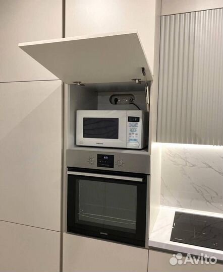 Кухонные гарнитуры