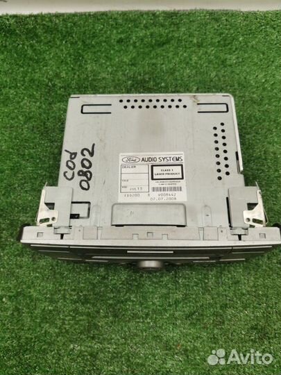 Магнитола Ford Kuga 1 2.5 hydb 2010