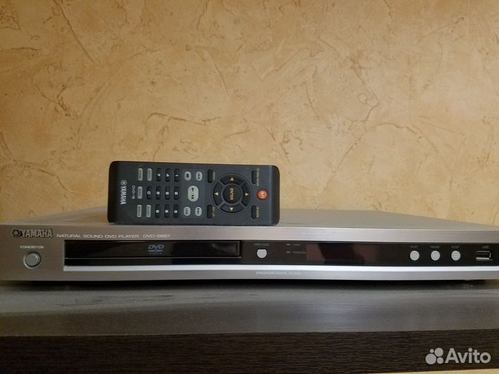 DVD\CD проигрыватель Yamaha
