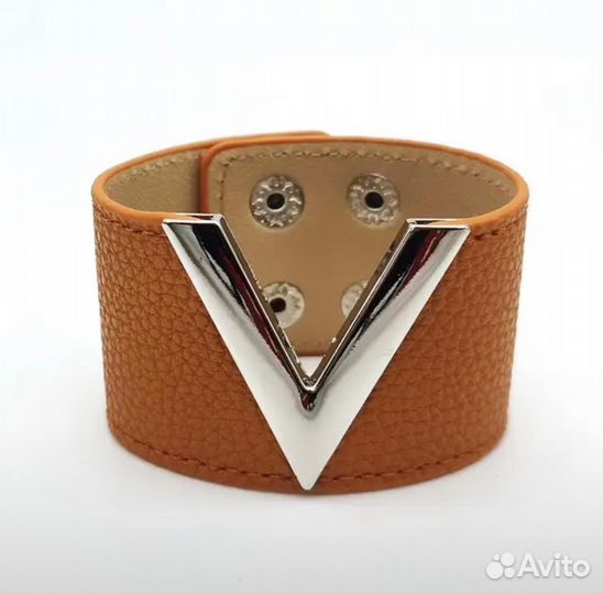 Новый стильный браслет