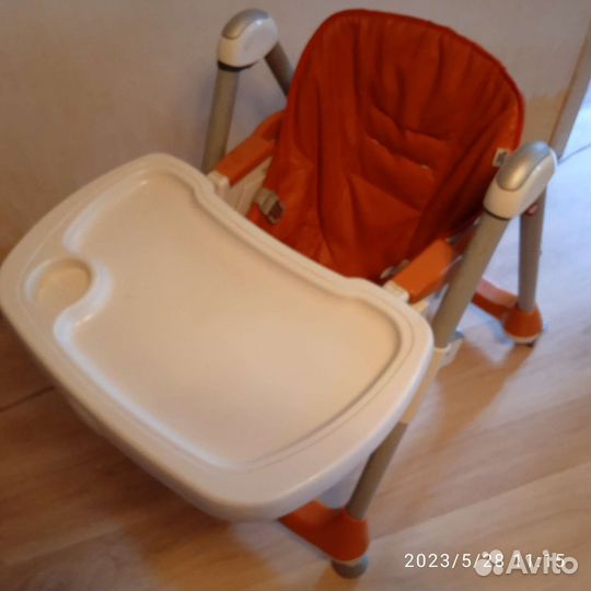 Столик для кормления ребенка