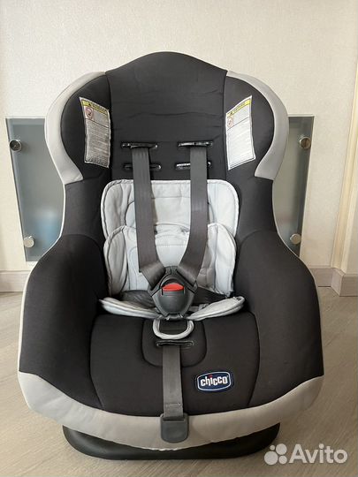 Детское кресло в машину Chicco Artsana universal