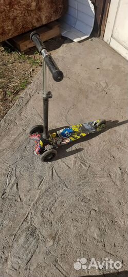 Самокат детский трехколесный