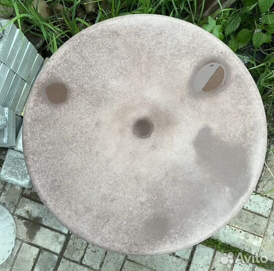 Бетнные столы