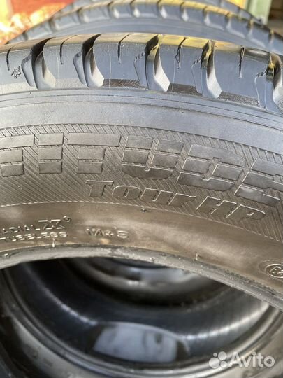 Michelin Latitude Tour HP 225/65 R17