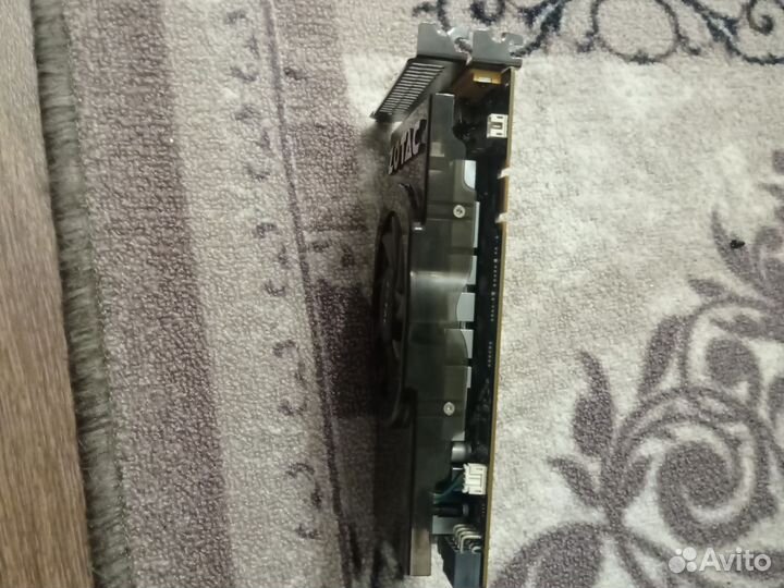 Zotac gts250 eco 1gb 256bit DDR3