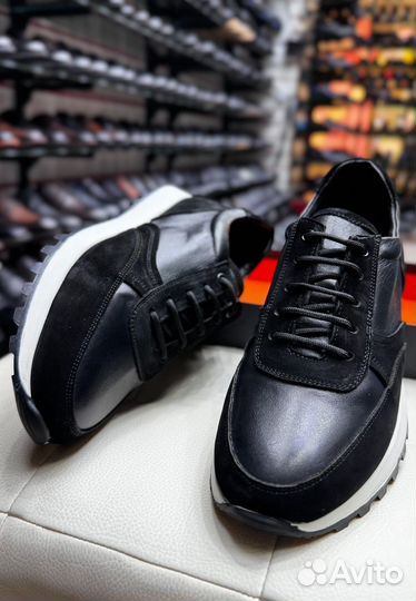 Кроссовки мужские