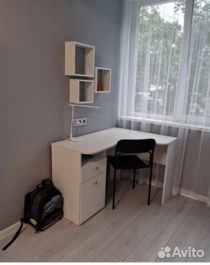 Стол угловой коллекции Умка