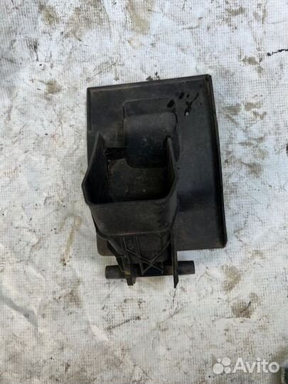 Бардачок Ford S-MAX I (2006-2010)