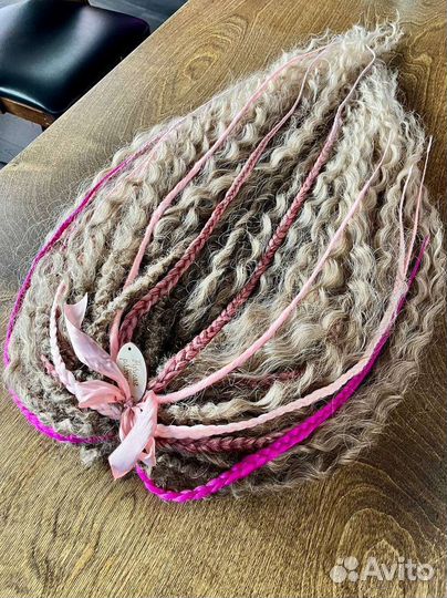 Комплект де кос и кудрей