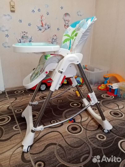 Стульчик для кормления kari