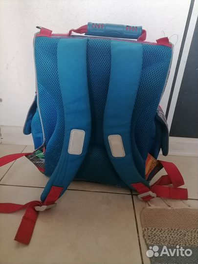 Школьный рюкзак