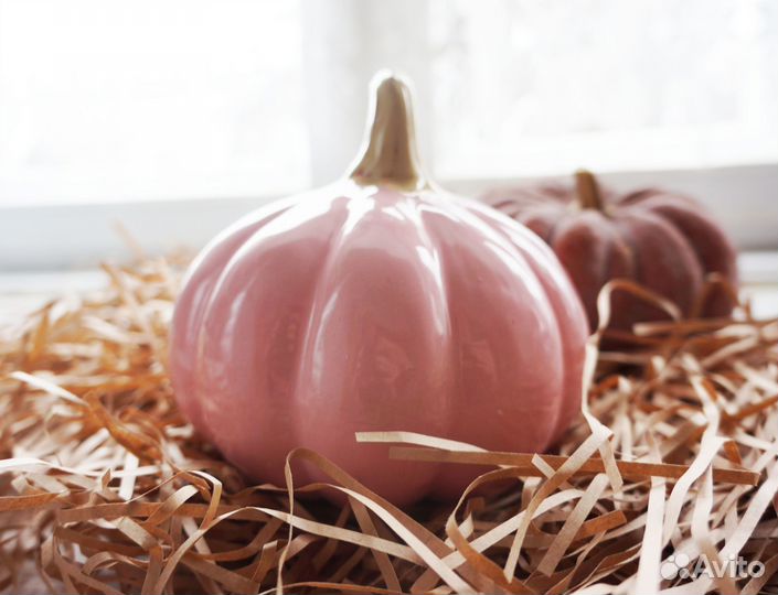 Тыква декоративная керамическая розовая, декор