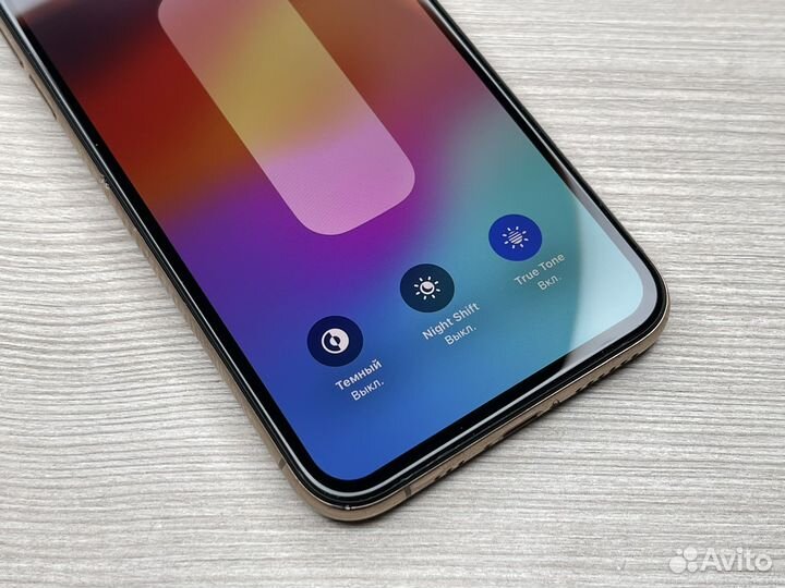 iPhone Xs, 64 ГБ