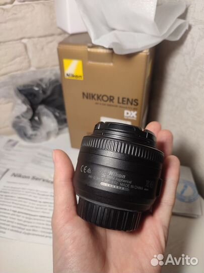 Объектив Nikon 35mm 1.8G DX