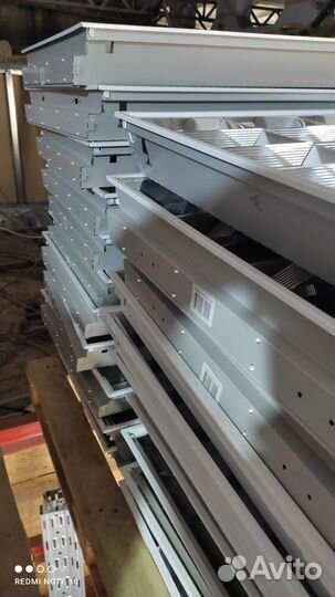 Светильник люминесцентный лво 4*18