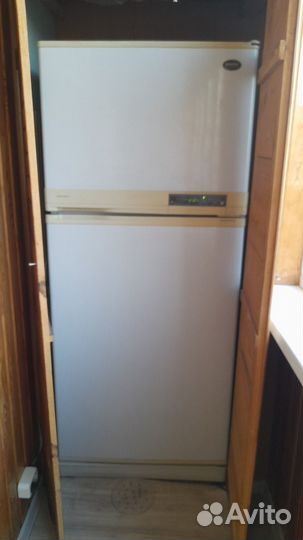 Холодильник на запчасти