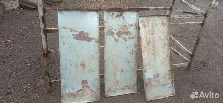 Поддон для клетки