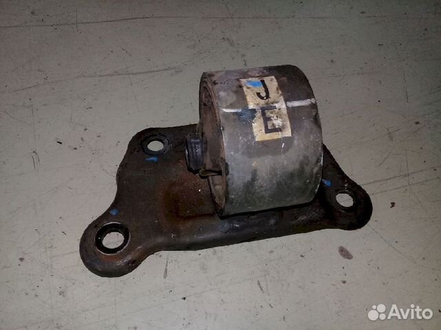 Опора двигателя (подушка двс) левая MR961709 Mitsu