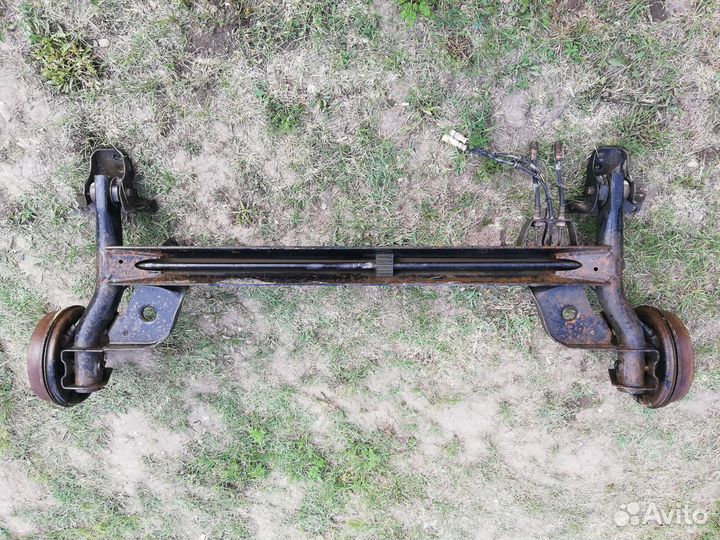 Задняя балка рено симбол Renault Symbol