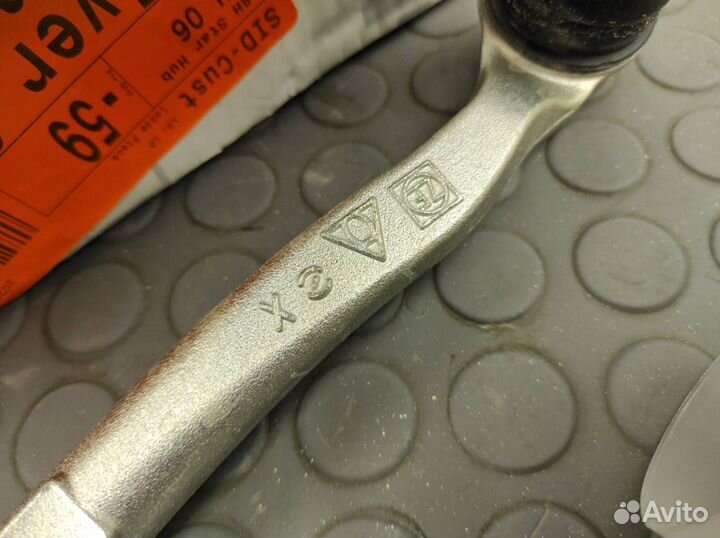 Наконечник рулевой правый Mercedes-Benz W205