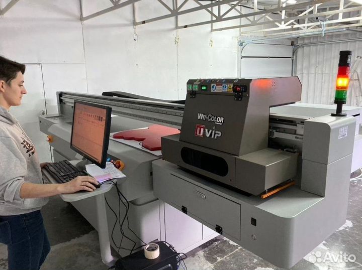 Планшетный уф принтер. Арт 7693