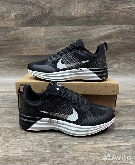 Nike lunar roam