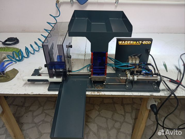 Автоматическая машинка набивки сигаретных гильз