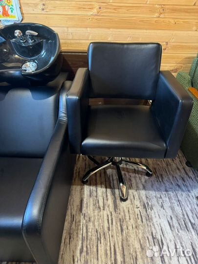 Мойка парикмахерская и кресло