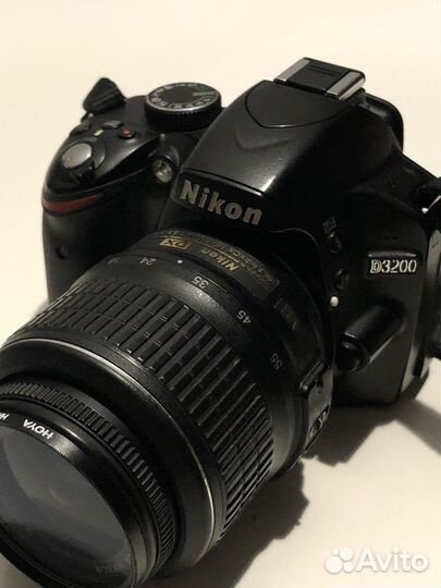 Зеркальный фотоаппарат Nikon d3200