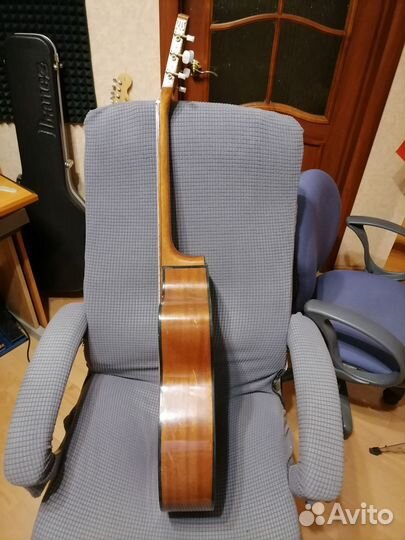 Классическая гитара с вырезом Takamine EG124C