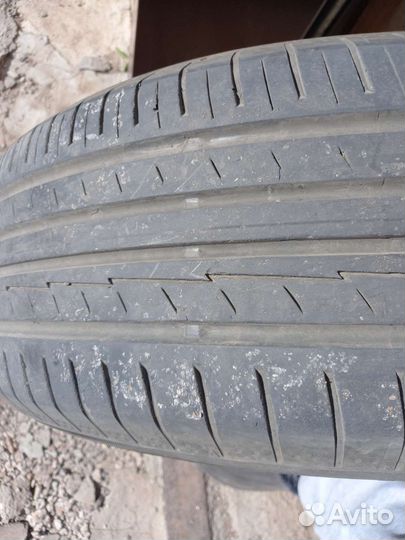 Yokohama BluEarth AE50 215/65 R17 99V