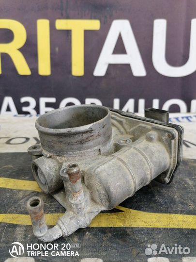 Дроссельная заслонка Nissan Qashqai J10 1.6