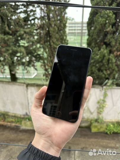 iPhone 7 Plus, 32 ГБ