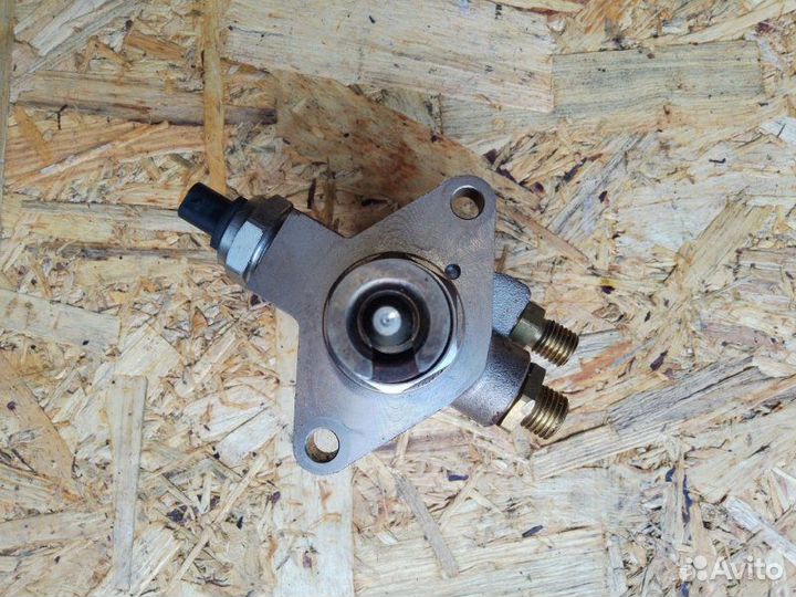 Топливный насос высокого давления Audi A8 D4 long