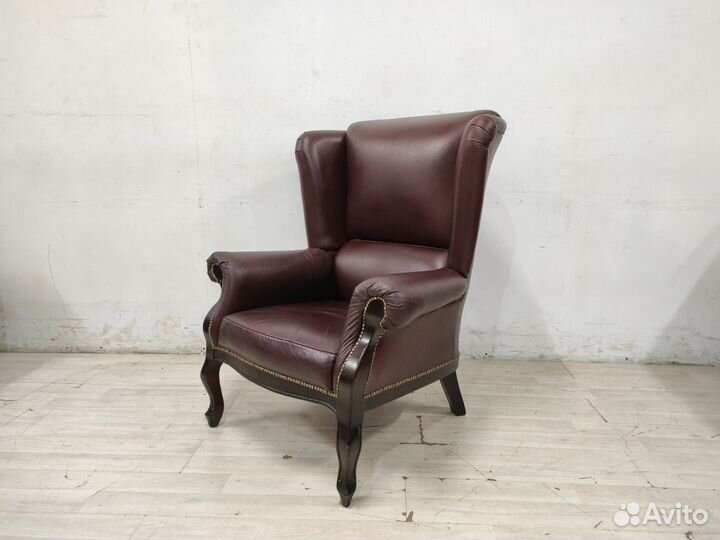 Кресло конференц Амадей К104 (кожа) б/у 12496