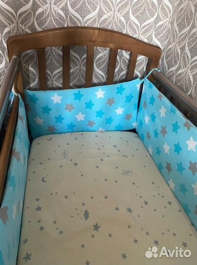 Детская кроватка