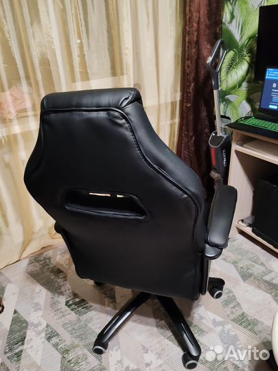 Компьютерное кресло Viking Aero