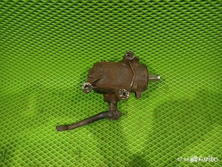 Рулевой редуктор Mercedes W190 1990