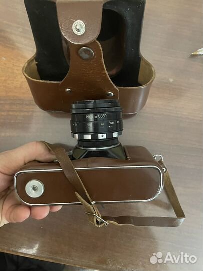 Плёночный фотоаппарат Зенит В