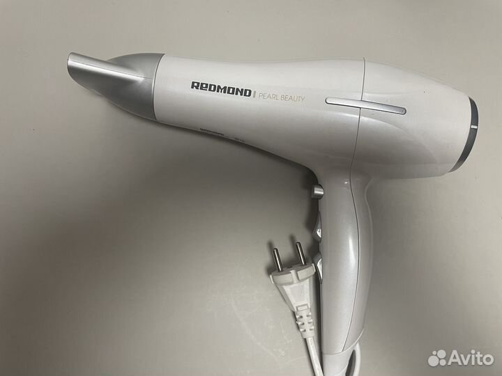 Фен для волос Redmond