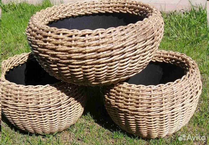 Кашпо из ротанга